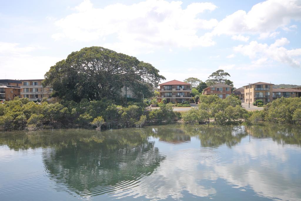 Chill-Out Lakeside - Wallis Lake Forster Exterior photo