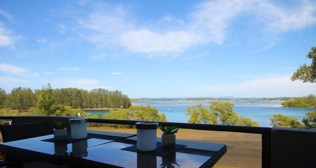 Chill-Out Lakeside - Wallis Lake Forster Exterior photo