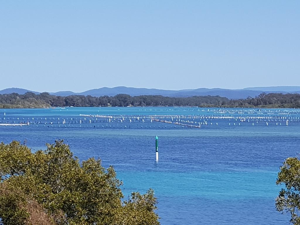 Chill-Out Lakeside - Wallis Lake Forster Exterior photo